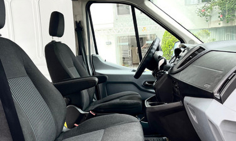 Ford Transit 3.7 Gas...