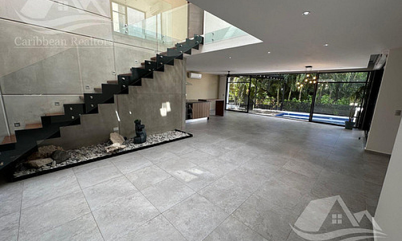 Casa En Venta En Lag...