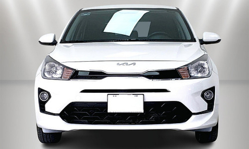 Kia Rio 2023...