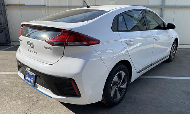 Hyundai Ioniq 2018...