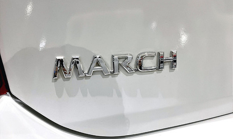 Nissan March 2022...