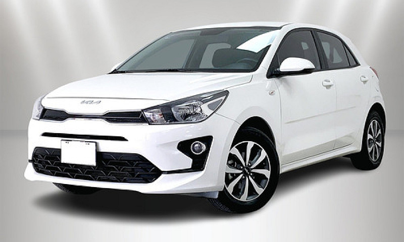 Kia Rio 2023...