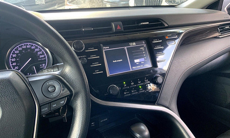 Toyota Camry 2019...