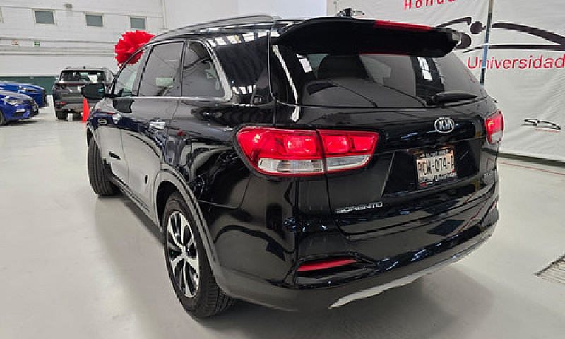 Kia Sorento 2016...