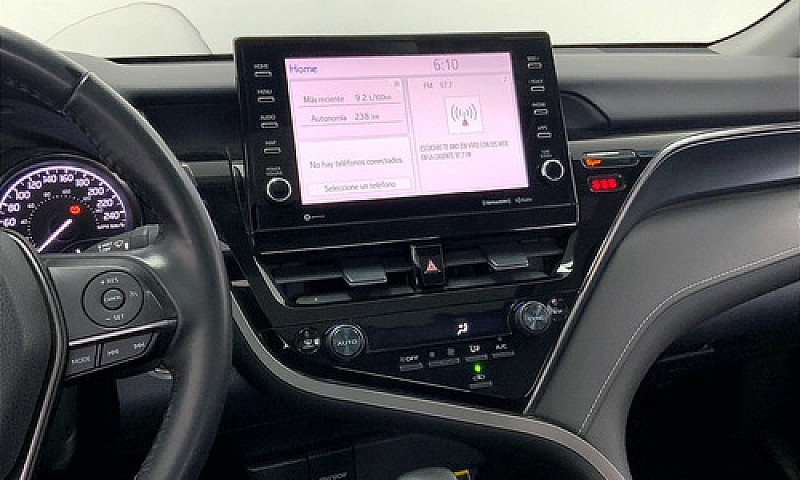 Toyota Camry 2021...