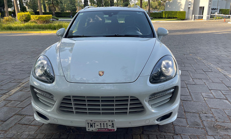 Porsche Cayenne 4.8 ...