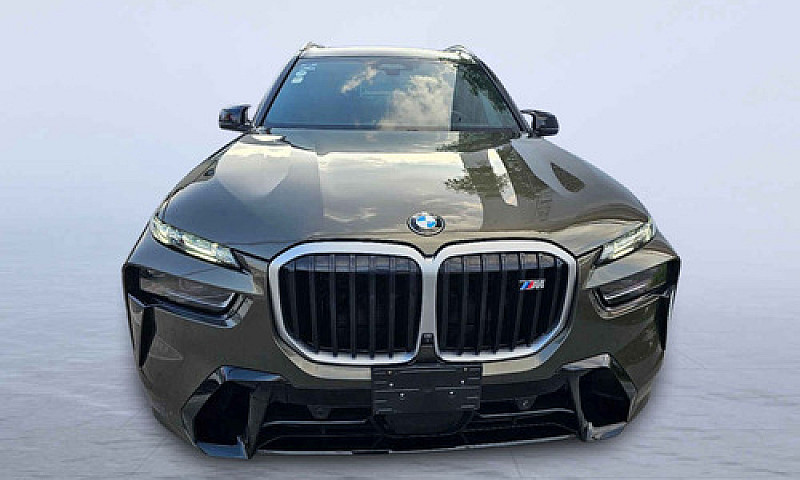 Bmw  X7  2024...