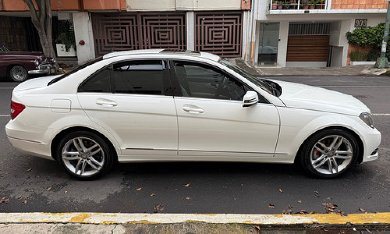 Mercedes-Benz Clase ...