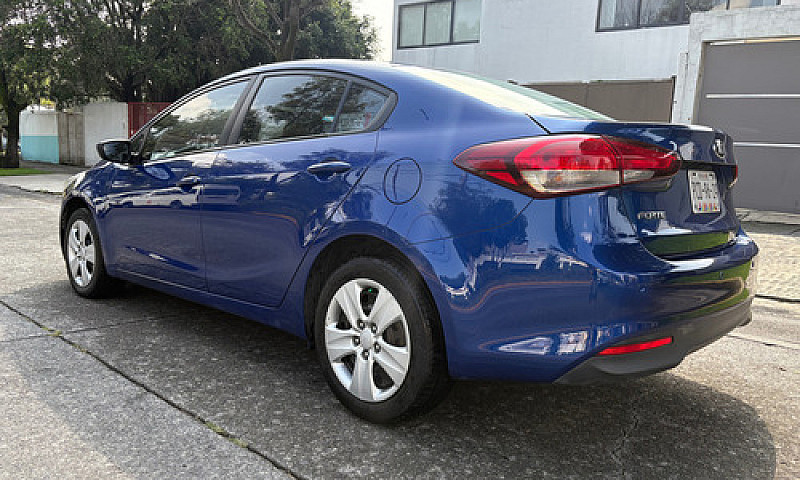 Kia Forte 2.0 L Mt...