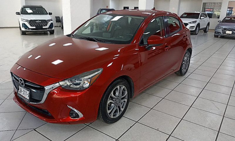 Mazda  Mazda 2  2019...