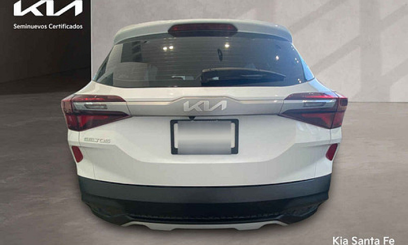 Kia Seltos 2023...