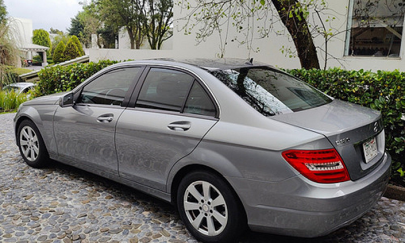 Mercedes-Benz Clase ...