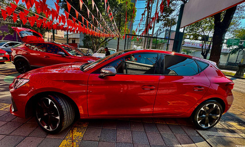Cupra Leon 245Hp...