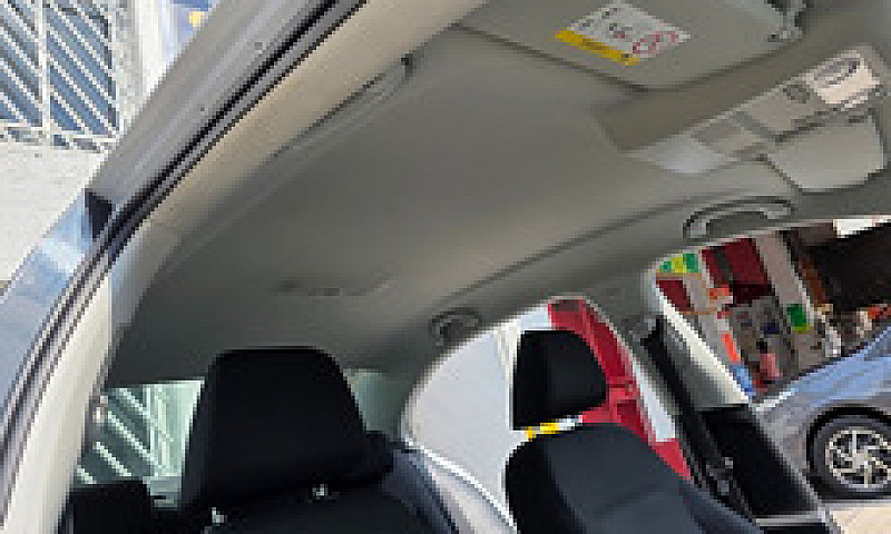 Volkswagen Jetta 2.5...
