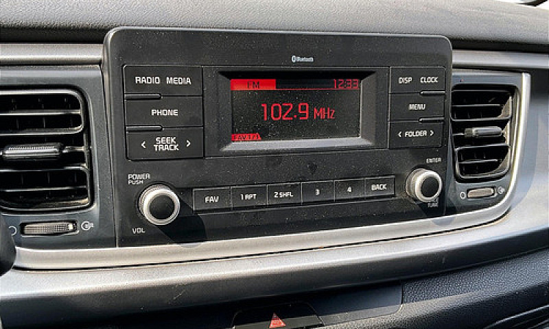 Kia Rio 2021...