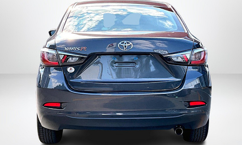 Toyota Yaris 2019...