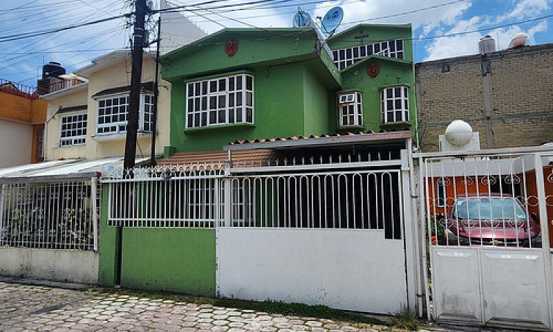 Casa De 4 Recámaras,...
