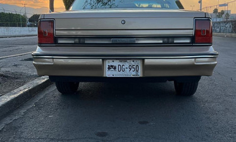 Cutlass De Lujo Coup...