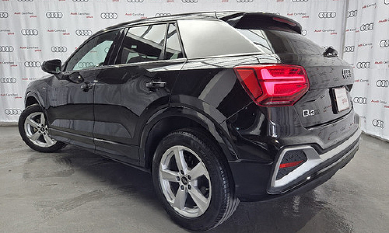 Audi  Q2  2021...