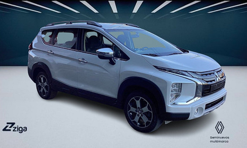 Mitsubishi Xpander 2...