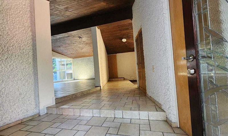 Casa En Venta En Amp...