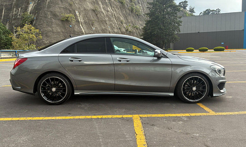 Mercedes-Benz Clase ...