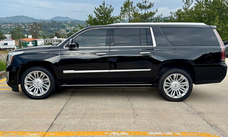 Cadillac Escalade Es...