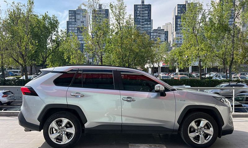 Toyota Rav4 2019...