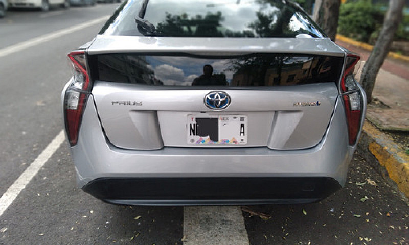 Toyota Prius 1.8 Bas...