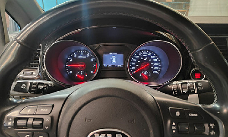 Kia Sedona 3.3 V6 Ex...