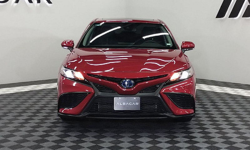 Toyota Camry 2023 2....