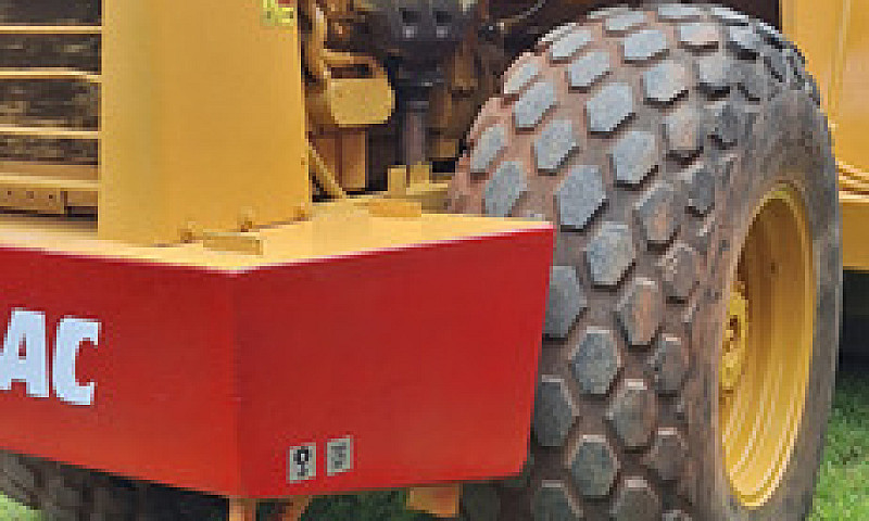 Vibrocompactador Ca-...
