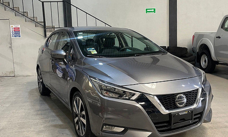 Nissan Versa 2020...