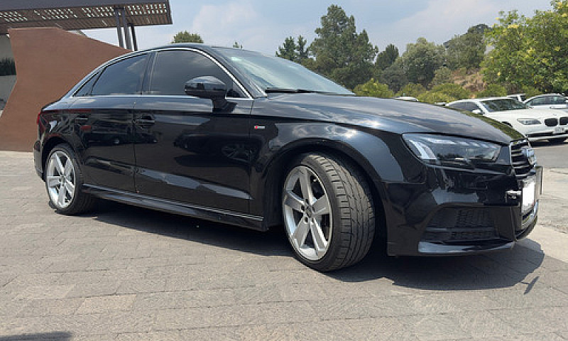 Audi A3 2.0 Sedán L ...