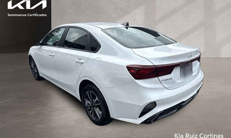 Kia Forte Sedan 2022...