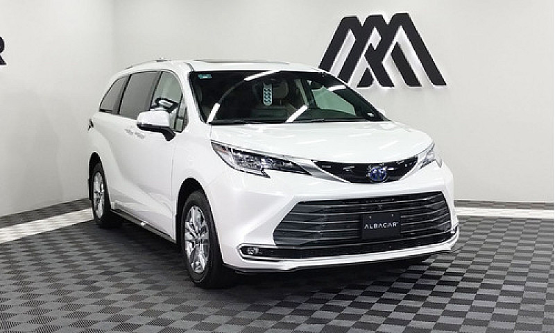 Toyota Sienna 2.5 Li...