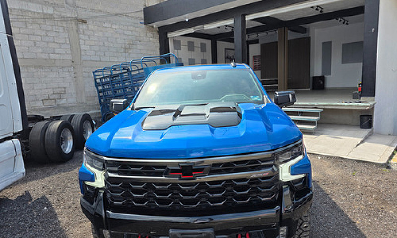 Chevrolet Cheyenne 6...