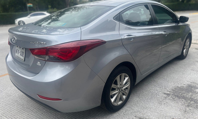 Hyundai Elantra 1.8 ...
