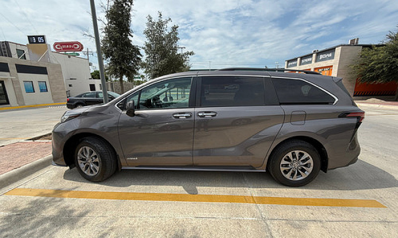 Toyota Sienna 3.5 Xl...