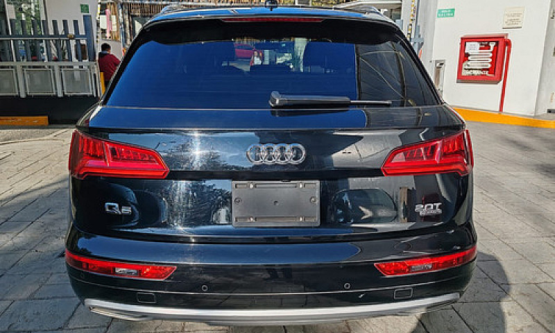 Audi Q5 2018...