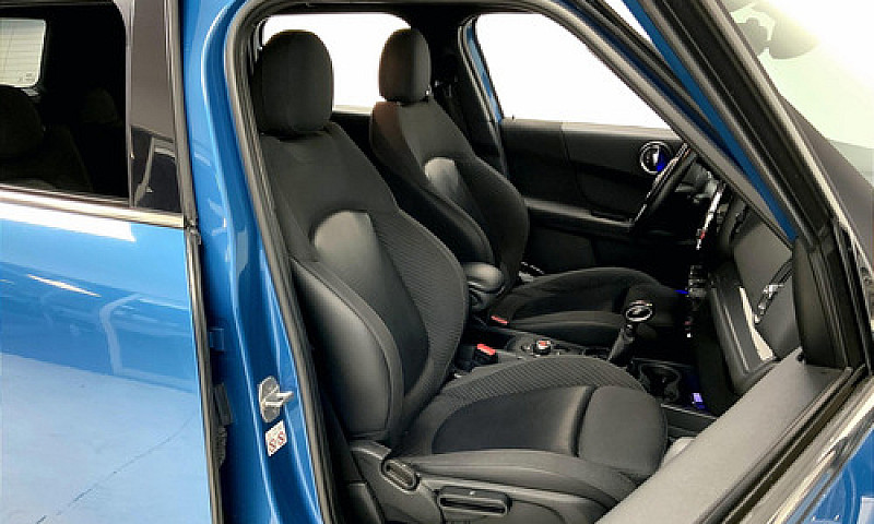 Mini Cooper Countrym...
