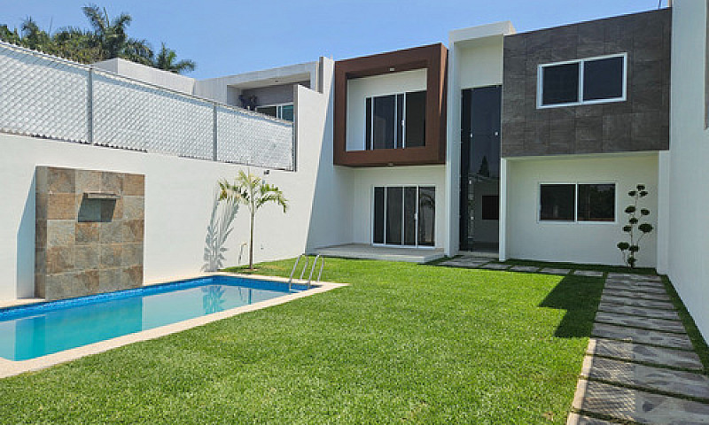 Casa Nueva  Minimali...