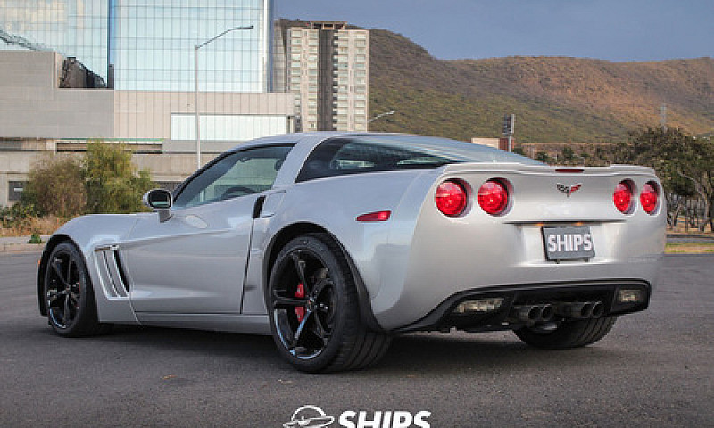 Chevrolet Corvette 2...