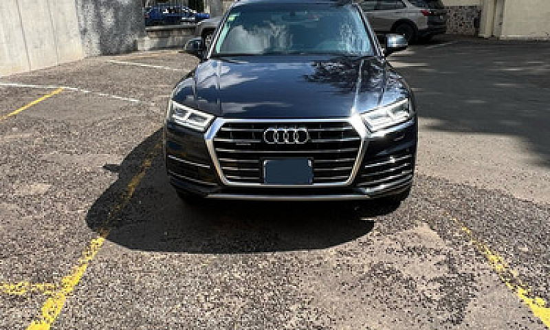Audi Q5 2.0 L T Elit...