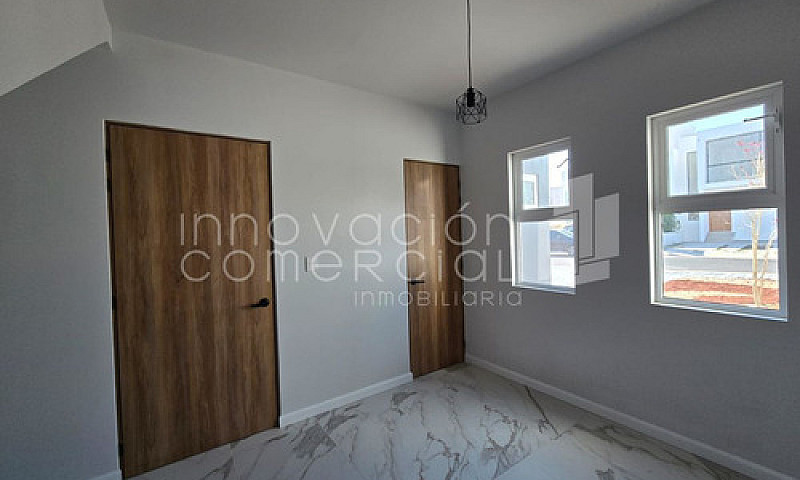 Nueva! Casa En Condo...