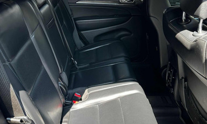 Jeep Grand Cherokee ...