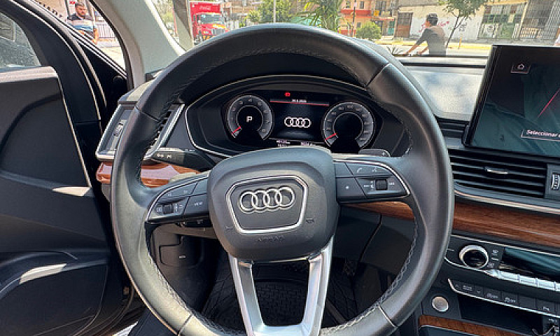 Audi Q5 2.0 L 45 Tfs...