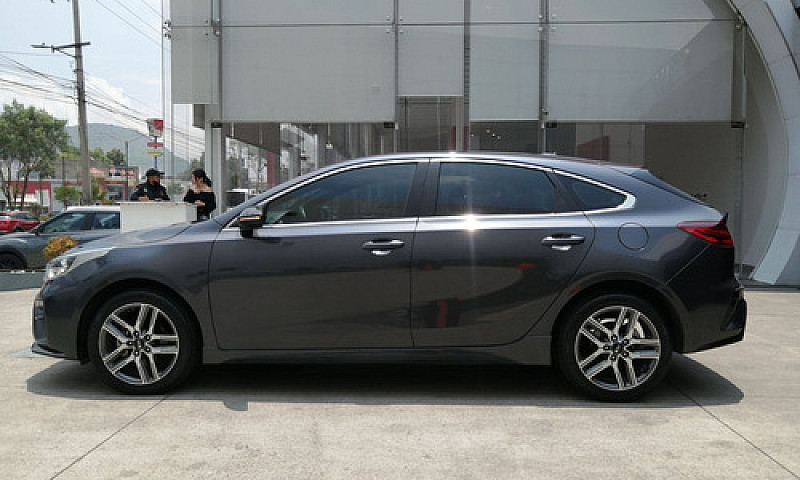 Kia Forte 2020 2.0 H...