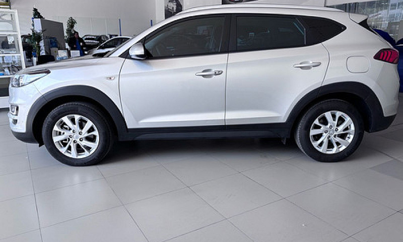 Hyundai Tucson 2021...