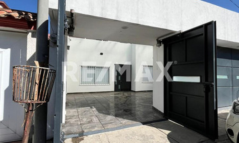 Casa En Venta, En Lo...
